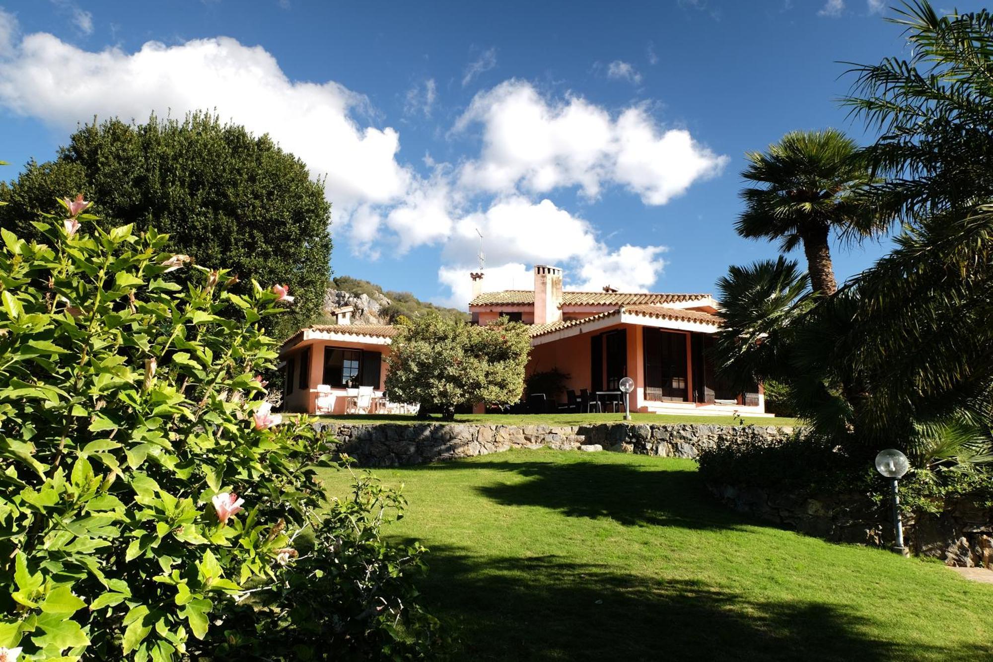 كاربونيا A Casa Di Angela B&B المظهر الخارجي الصورة