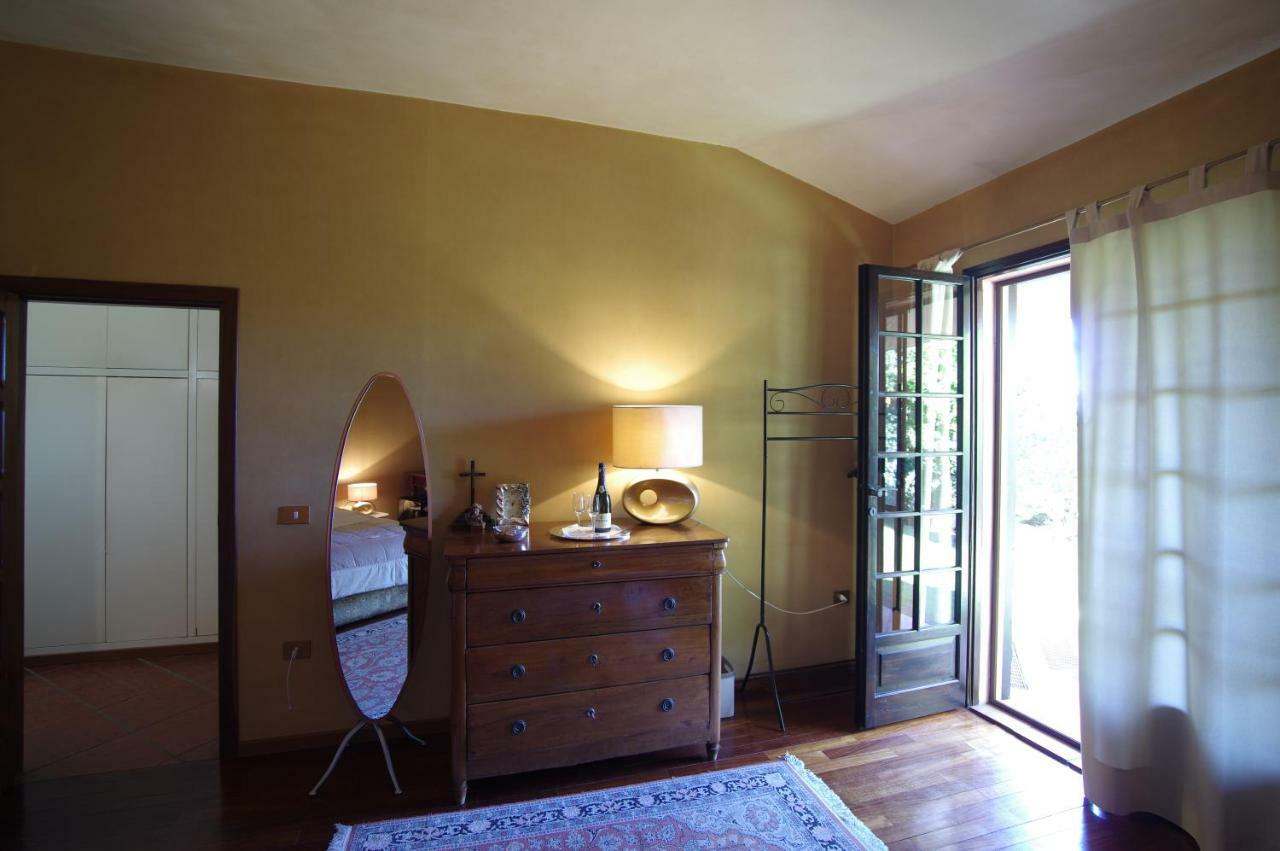 كاربونيا A Casa Di Angela B&B المظهر الخارجي الصورة